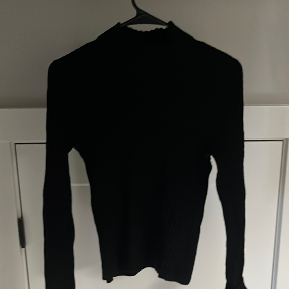 Forever 21 Black Long Sleeve Top
